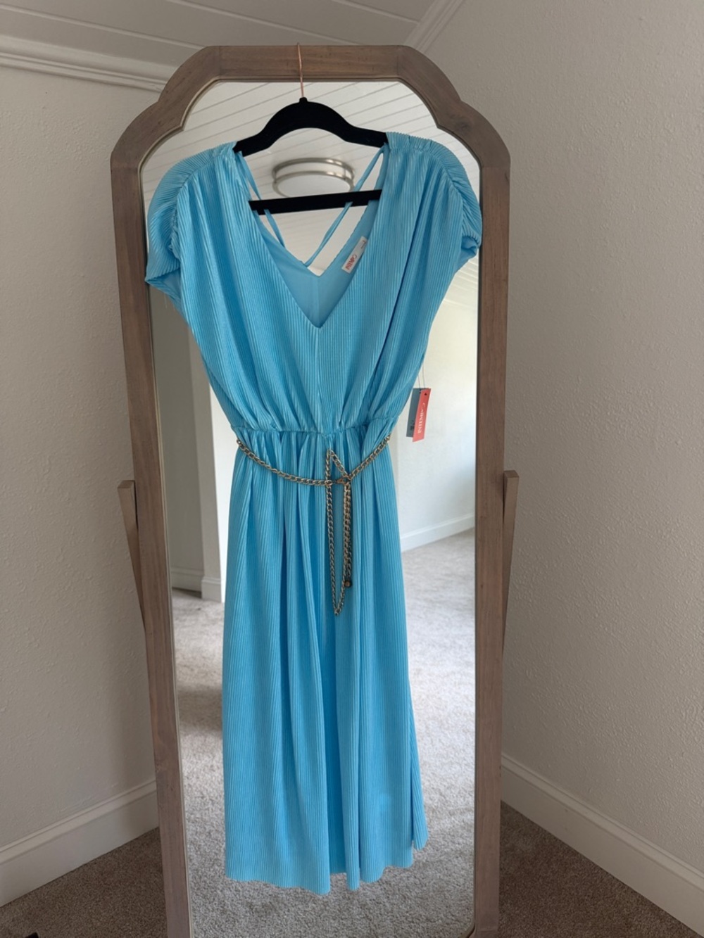 INTEMPO light blue pleated dress